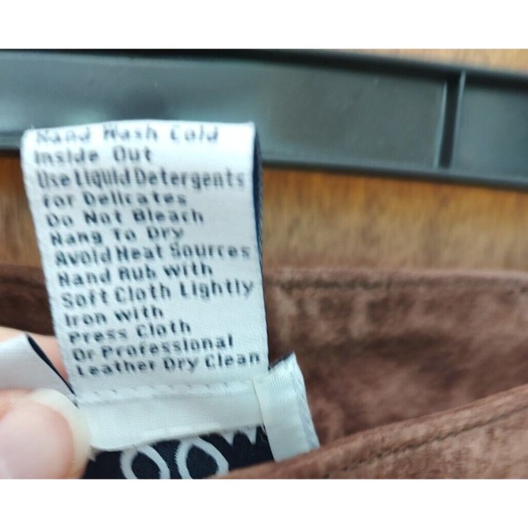 Lilly Pulitzer size 2 brown washable suede pants with pockets - Picture 4 of 4